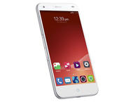 Смартфони ZTE Blade S6 16GB, сребрист цвят + 750MB интернет на месец