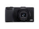 Компактни фотоапарати Ricoh GR II