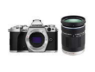 Mirrorless Olympus OM-D E-M5 Mark II с ED 14-150mm f/4-5.6