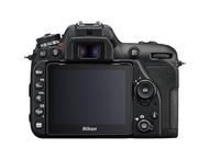 DSLR Nikon D7500 с обектив 18-105mm f/3.5-5.6G ED VR