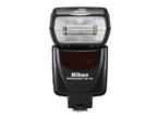 Светкавици Nikon SB-700