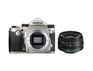 DSLR Pentax KP с 18-50mm f/4.0-5.6 DC WR RE