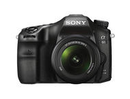 DSLR Sony Alpha 68 с 18-55mm DT, 35mm f/1.8 и 50mm f/1.8