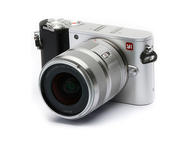 Mirrorless YI Technology M1 с 12-40mm f/3.5-5.6
