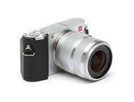 Mirrorless YI Technology M1 с 12-40mm f/3.5-5.6