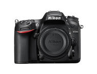 DSLR Nikon D7200 с обектив DX 18-105mm, батерия Nikon EN-EL15B и SD карта 64GB