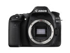 DSLR Canon EOS 80D с обектив Canon EF-S 18-135mm IS Nano