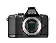 Mirrorless Olympus OM-D E-M5