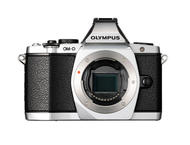 Mirrorless Olympus OM-D E-M5