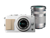 Mirrorless Olympus Pen E-PL5 с 14‑42mm f/3.5‑5.6 II R и ED 40‑150mm f/4.0‑5.6 R