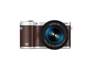 Mirrorless Samsung NX300 с обектив 18-55mm f/3.5-5.6 ED OIS II