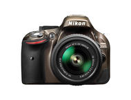 DSLR Nikon D5200 с обективи 18-55mm VR II и 55-300mm ED VR