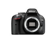 DSLR Nikon D5200 с обектив 18-300mm f/3.5-6.3G ED VR