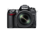 DSLR Nikon D7000 с обектив 18-105mm f/3.5-5.6G ED VR