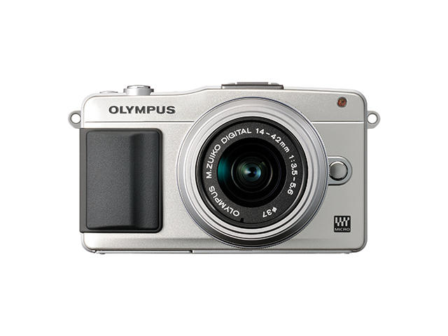 Mirrorless Olympus Pen E-PM2 с 14‑42mm f/3.5‑5.6 II R и Body Cap Lens 15mm f/8