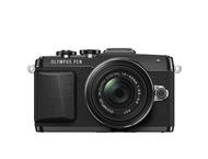 Mirrorless Olympus Pen E-PL7 с обективи 14‑42mm f/3.5‑5.6 II R и 45mm f/1.8