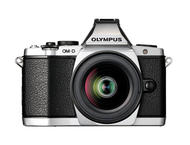 Mirrorless Olympus OM-D E-M5 с обектив ED 12‑50mm f/3.5‑6.3 EZ