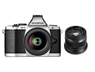 Mirrorless Olympus OM-D E-M5 Portrait Grip Kit