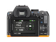 DSLR Pentax K-S2 с обектив DA 18-135mm DC WR