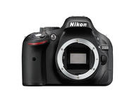 DSLR Nikon D5200 с обективи 18-200mm VR II и 16-35mm f/4G ED VR