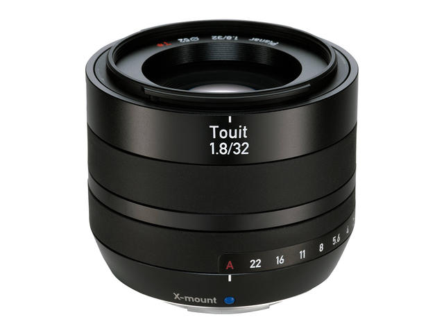 Mirrorless обективи Zeiss Touit 32mm f/1.8