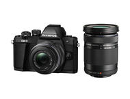 Mirrorless Olympus OM-D E-M10 Mark II с 14‑42mm II R и 40-150mm R